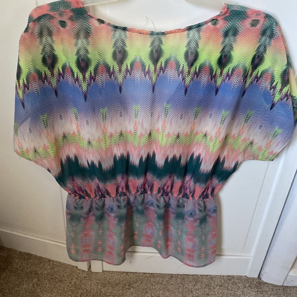 Colorful top - Picture 2 of 3